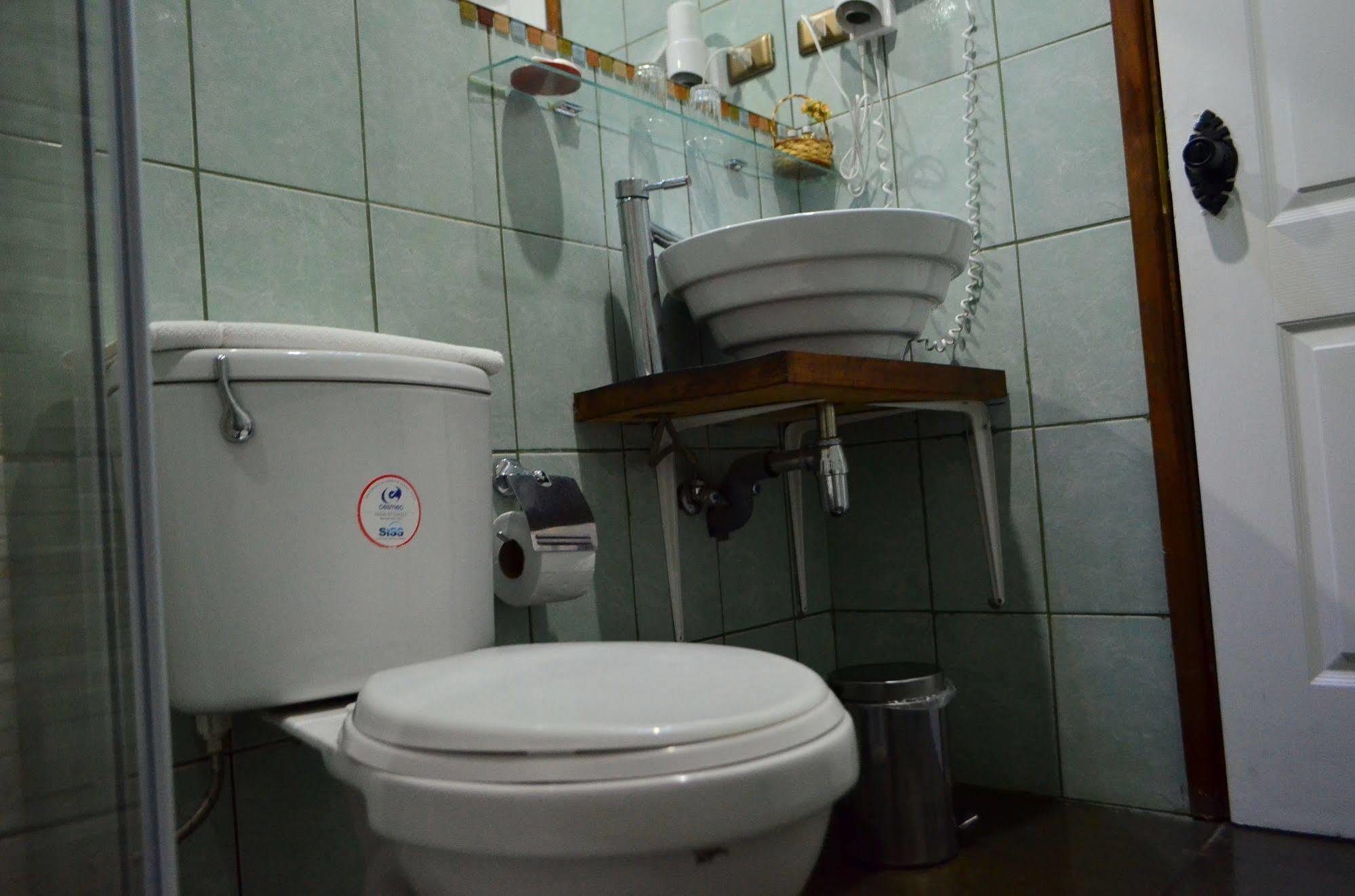 Hotel Hallef Puerto Natales Dış mekan fotoğraf